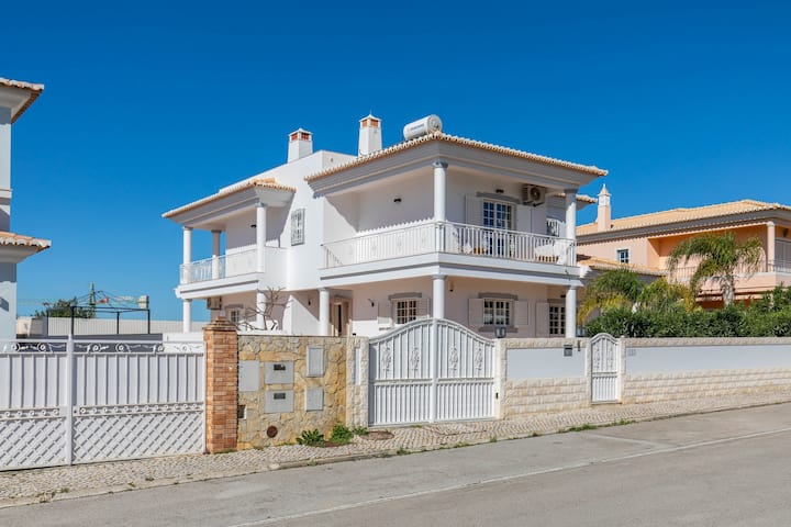 Villa Casa Blanca Ocean View - Lagos