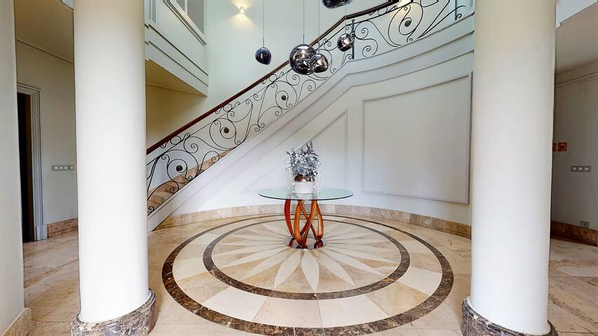 Villa Infinity – Luxa Home gallery image 2