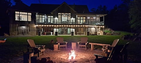 Luxurious 4-Season on Stoney Lake