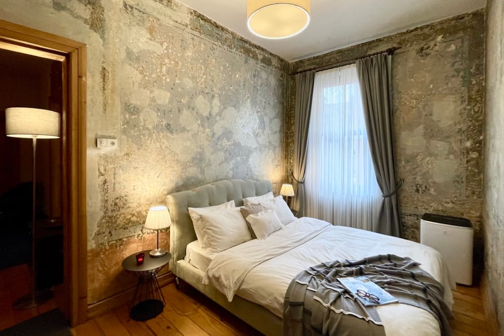 19th Century elegance and designer chic in Galata!