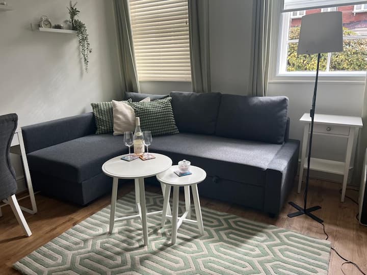 Cozy Apartment In Southsea With Parking. - Portsmouth
