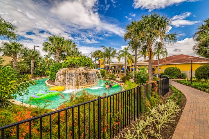 Free Waterpark, Fantasy World, Monsters Inc Villa - Houses for