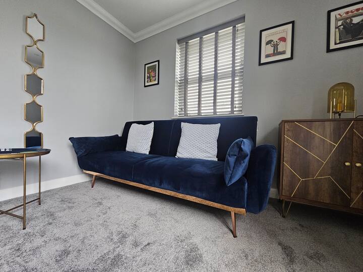 The Philog No.6 by Switchback Stays Apartments for Rent in Caerdydd