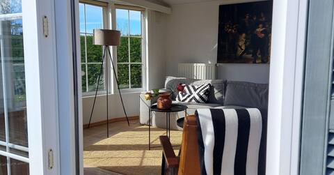 The Beachcomber by the Sea