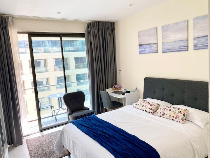 Cozy Studio in Damac Tower photo 9