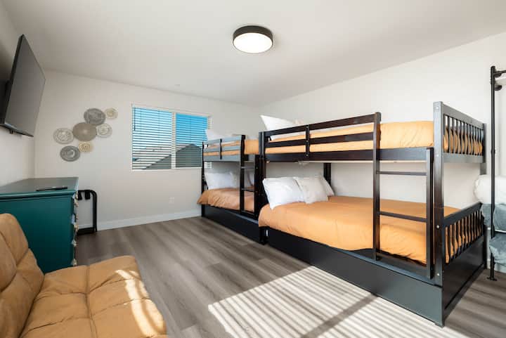 Bedroom #4: 4 double beds and 2 pull-out single beds with a smart LED TV. Sofa can be converted into a bed. Has a stunning view overseeing the pool and golf course.