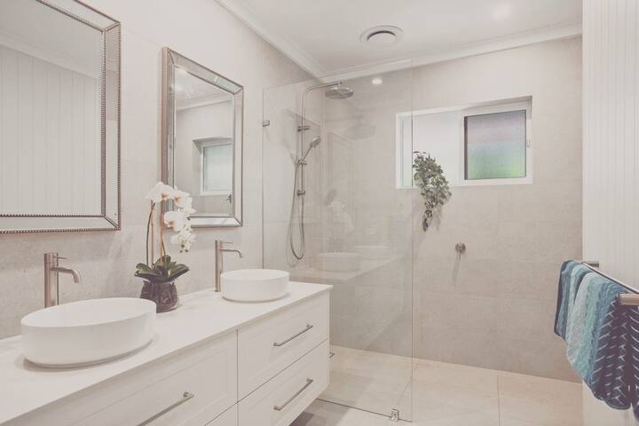 Point Walter Paradise! gallery image 5