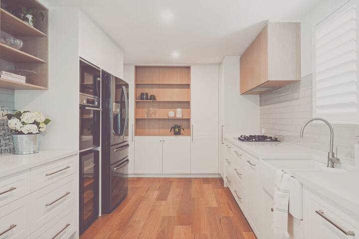 Point Walter Paradise! gallery image 3