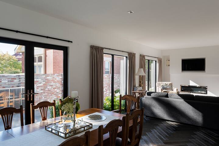 Charming Battery Point Cottage gallery image 5