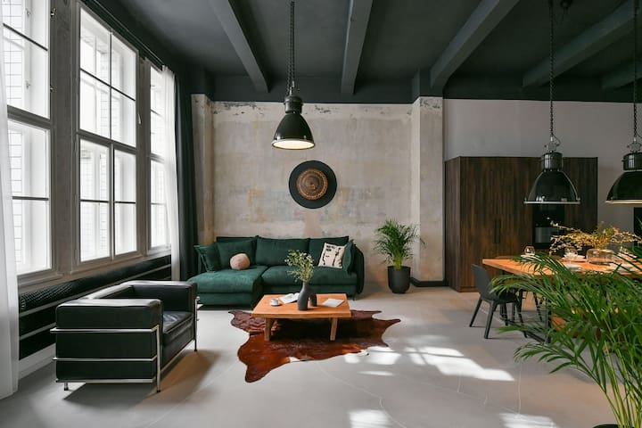 Stylish Quiet 2BR Loft No.1 by Stepan