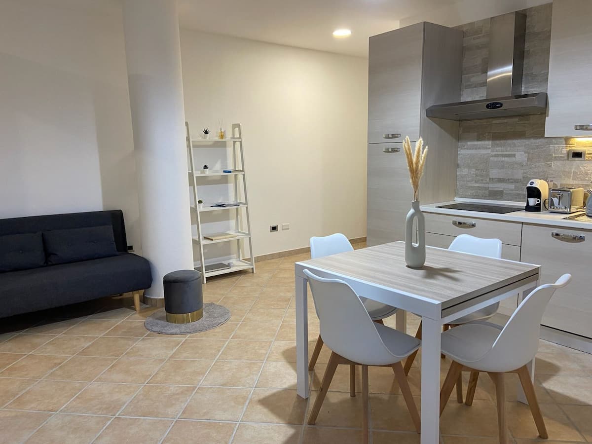 [Loft Comodo ed Elegante] • Wi-Fi e Parcheggio foto 5