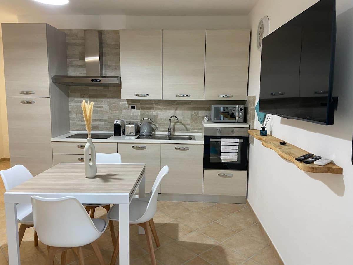[Loft Comodo ed Elegante] • Wi-Fi e Parcheggio foto 12