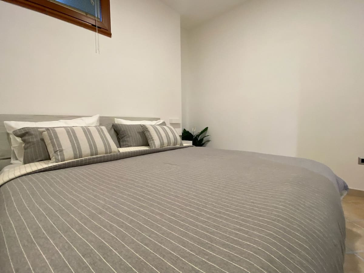 [Loft Comodo ed Elegante] • Wi-Fi e Parcheggio foto 16