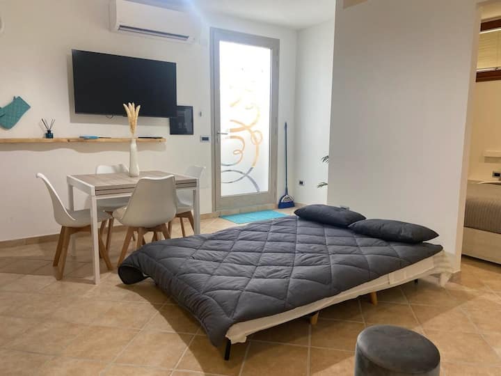 Do të gjesh gjithçka që të duhet për të përdorur divanin e krevatit.