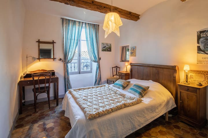 Спалня 2/6 на 1 - ви етаж (легло 140 см)