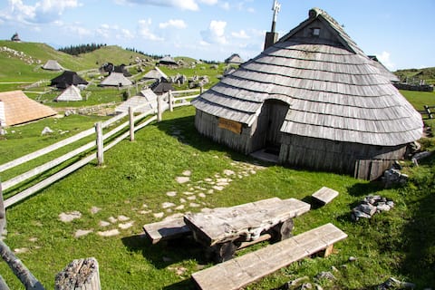 Successful Airbnb property: Cottage in Velika planina in Kamnik