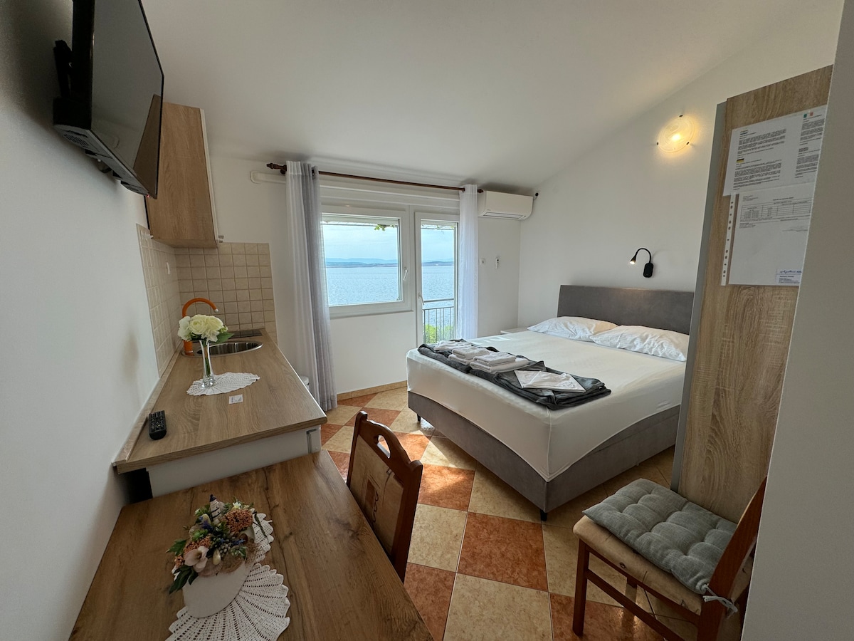 Apartment Mare 2 studio