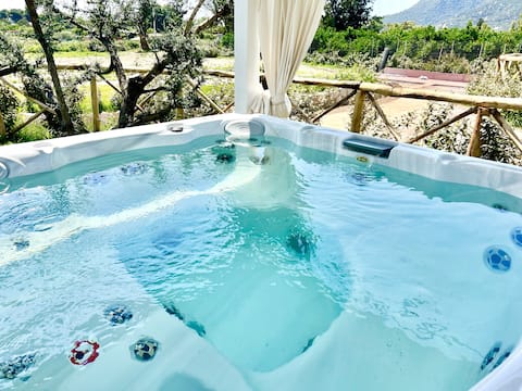 Junior Suite with Private Jacuzzi VDO2