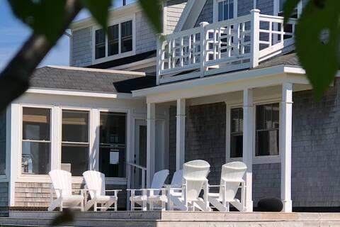 North Lake House