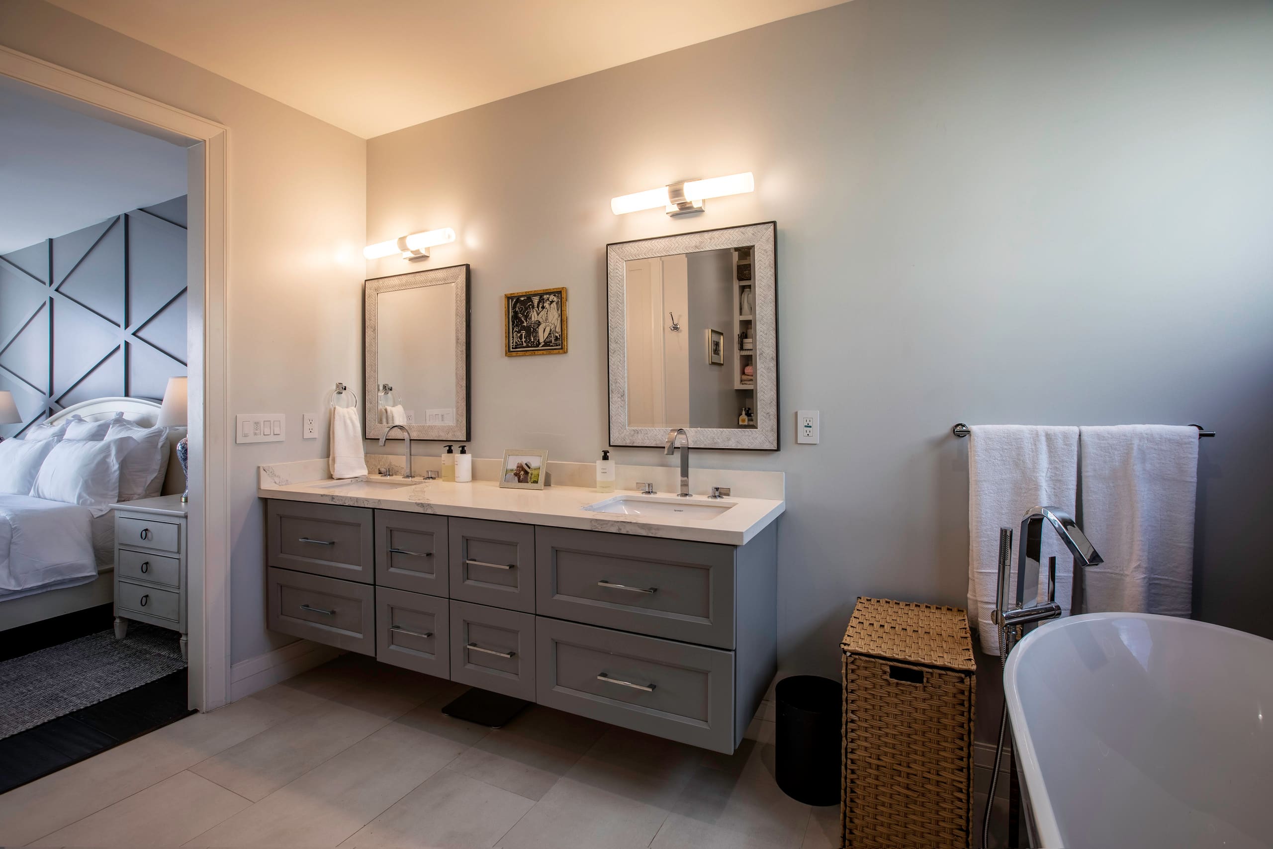 Home in San Francisco · ★4.88 · 3 bedrooms · 3 beds · 2 baths - Image 8