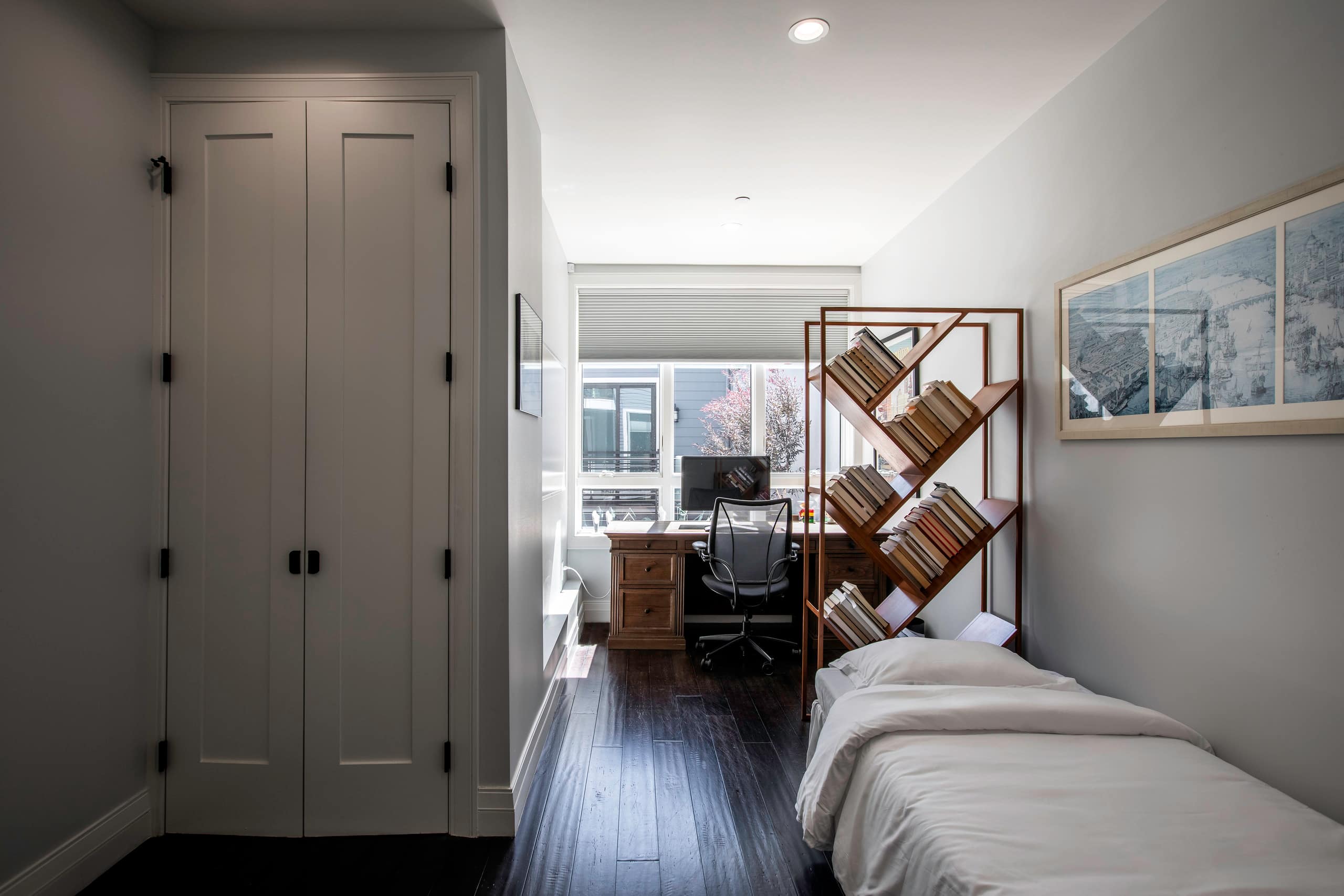 Home in San Francisco · ★4.88 · 3 bedrooms · 3 beds · 2 baths - Image 15