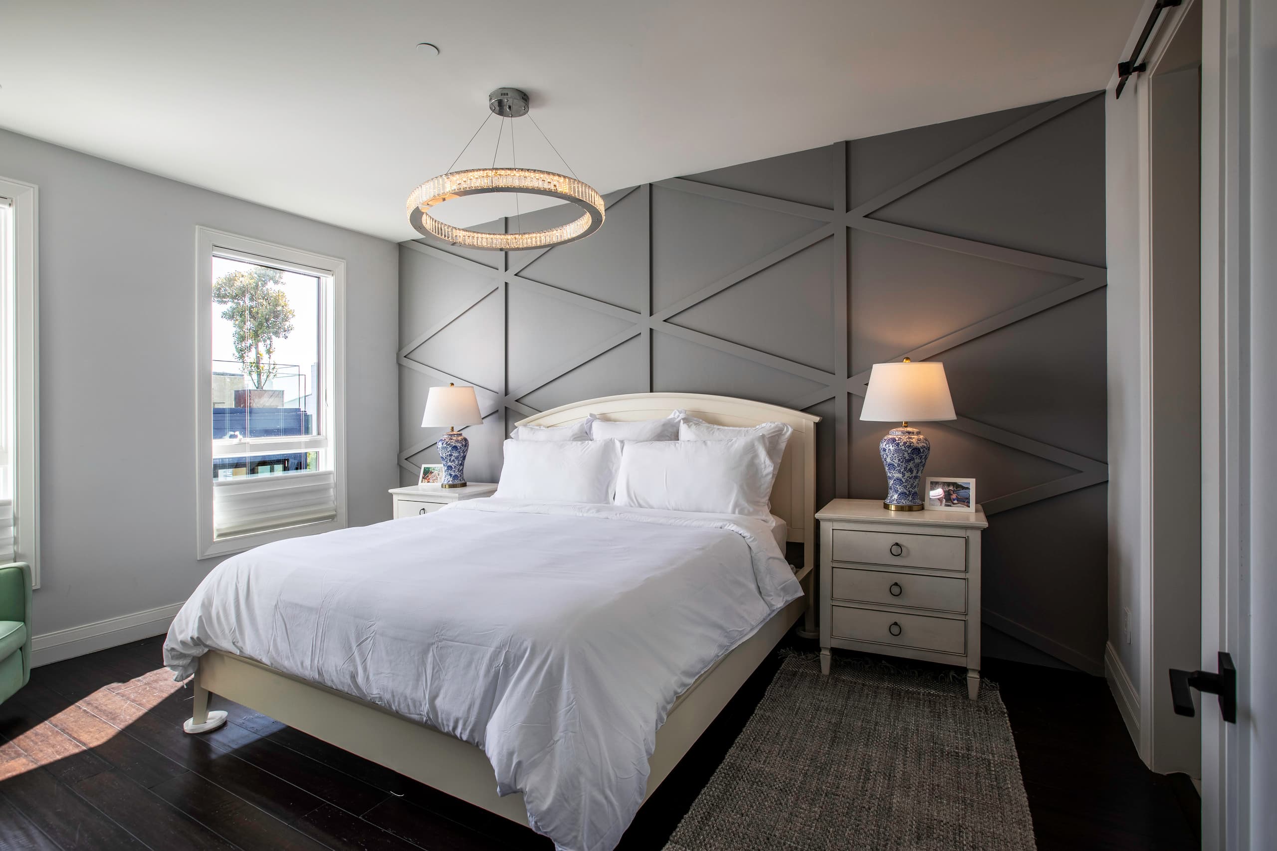 Home in San Francisco · ★4.88 · 3 bedrooms · 3 beds · 2 baths - Image 3