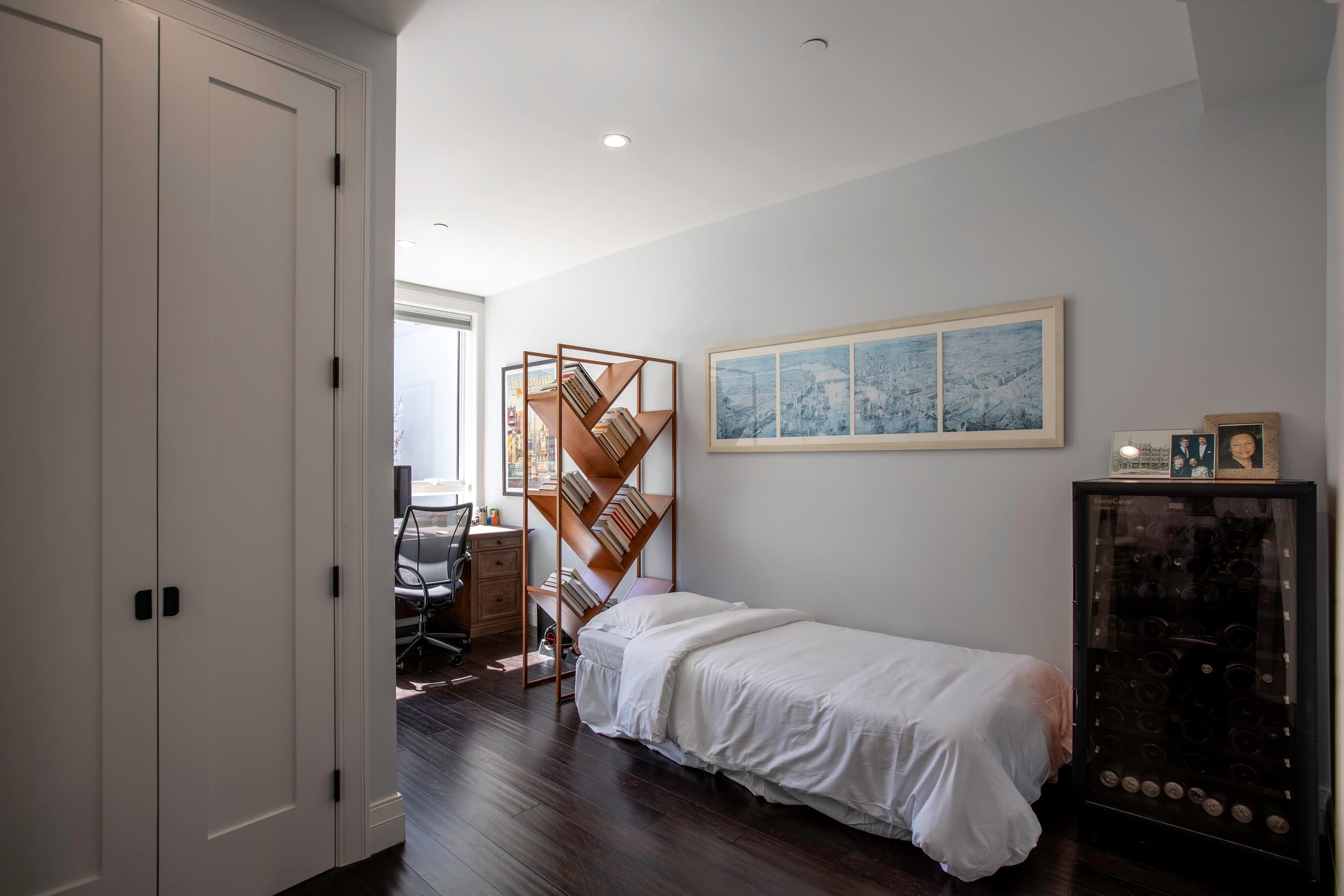 Home in San Francisco · ★4.88 · 3 bedrooms · 3 beds · 2 baths - Image 23