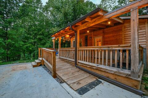 Tranquil Getaway in the Woods ~ Sunset Ridge