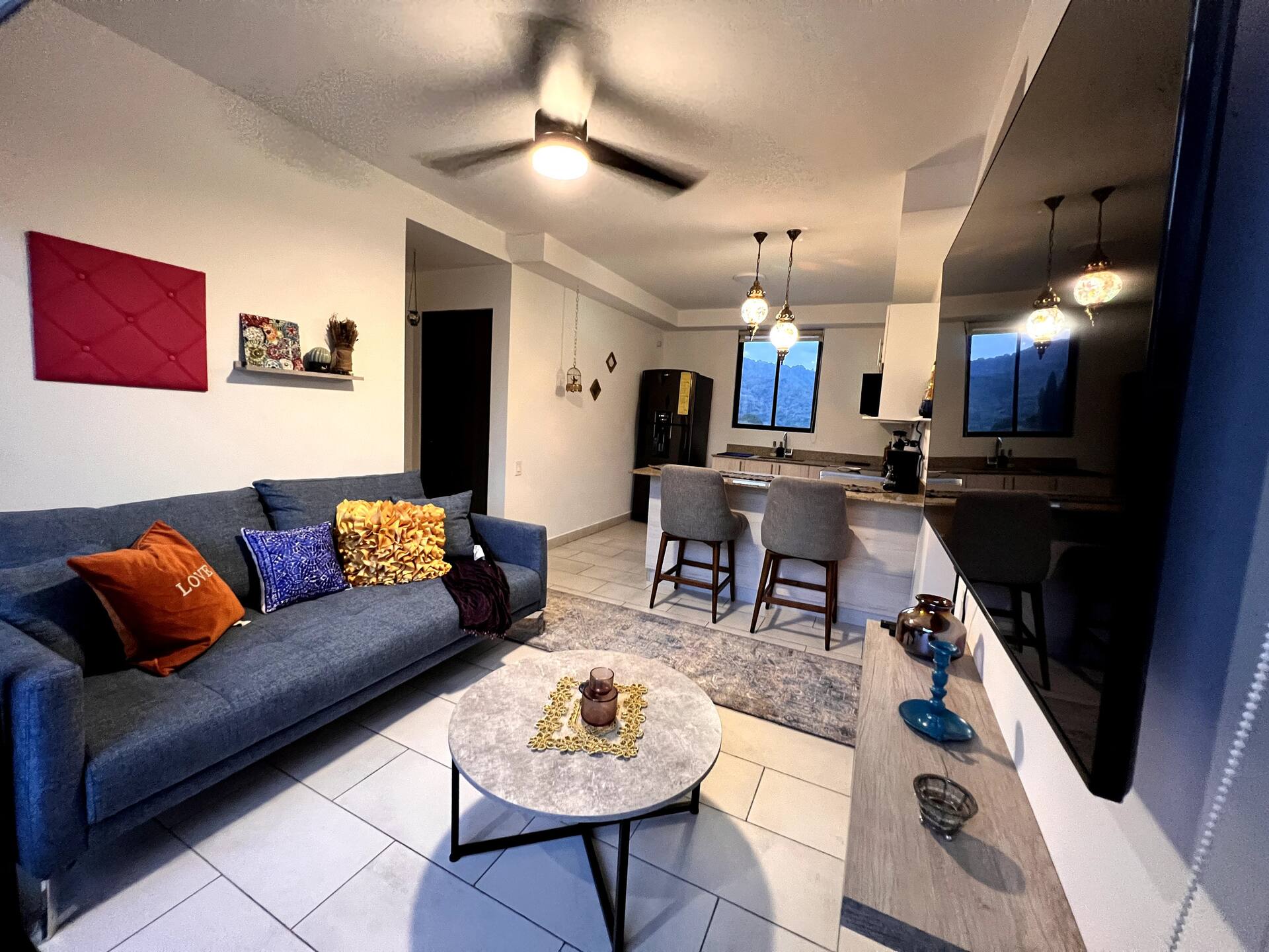 Casa Mozaik|500 MB|Cozy, chic & thematic|35 min to Surf City