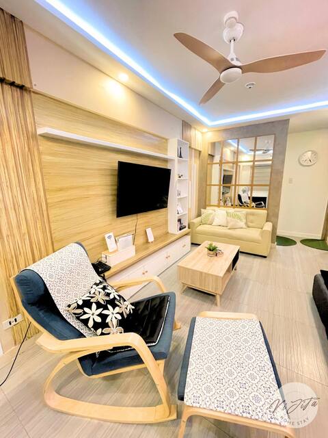 Alea Residences Condo 2-BR Home Stay by ViJiTa