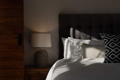 Bella's Rest Guesthouse | Queen Room