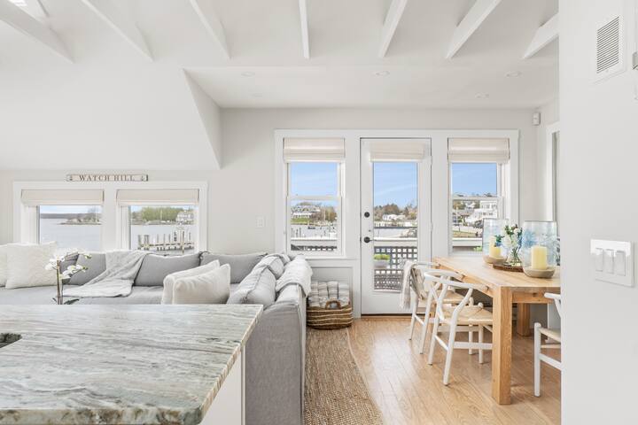 The Saltbox | Watch Hill’s Award-Winning Retreat gallery image 5