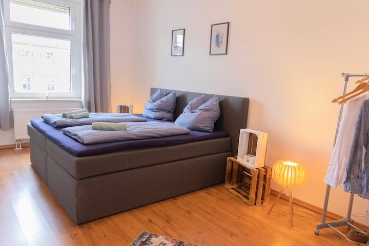 Blue Chili – Snívajte krásne – v spálni, ktorá kombinuje pokoj a pohodlie.