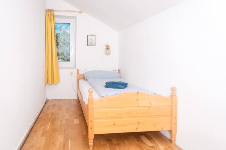 Dhomë gjumi 3