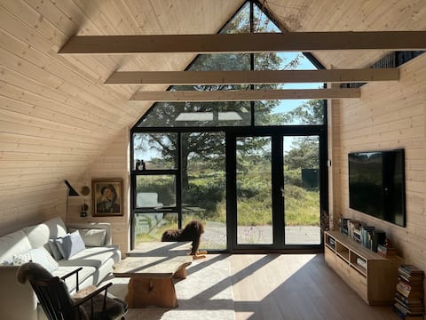 Successful Airbnb property: Modern hunting lodge in rural surroundings in Fanø