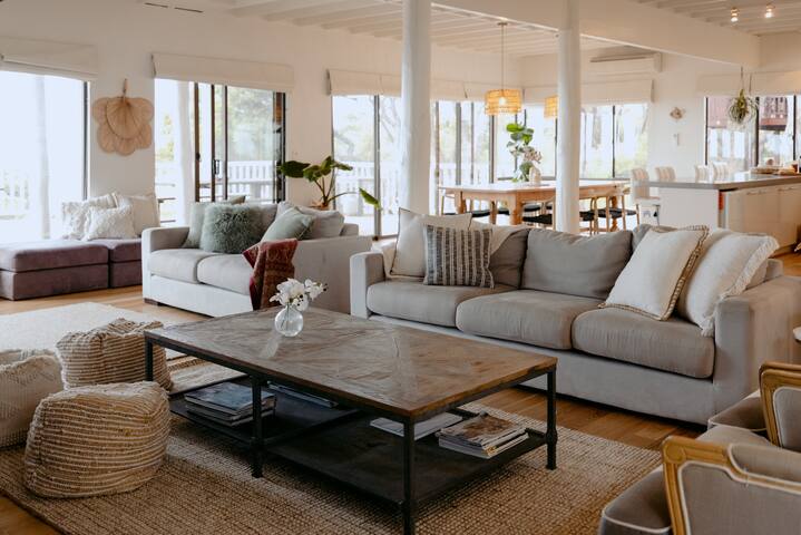 S o l s t i c e : ocean views gallery image 3