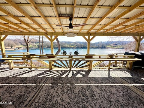 Boone Dockers- 3bed/2bath lake house. Views!