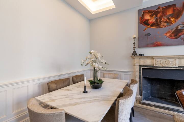 Beautiful Victorian Flat next to Harrods gallery image 2