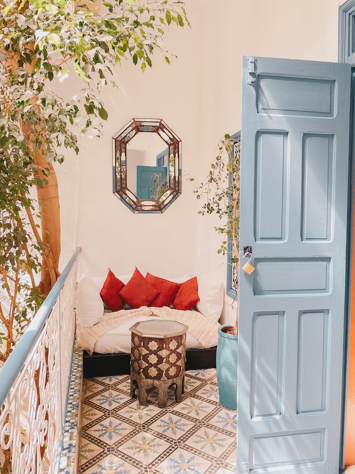 Riad Bouhalla 240m2 Centre Ville Avec Terrasse - Marrakech