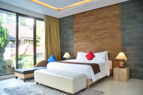 Harmony Hilltop City View 4BR Villa with pool