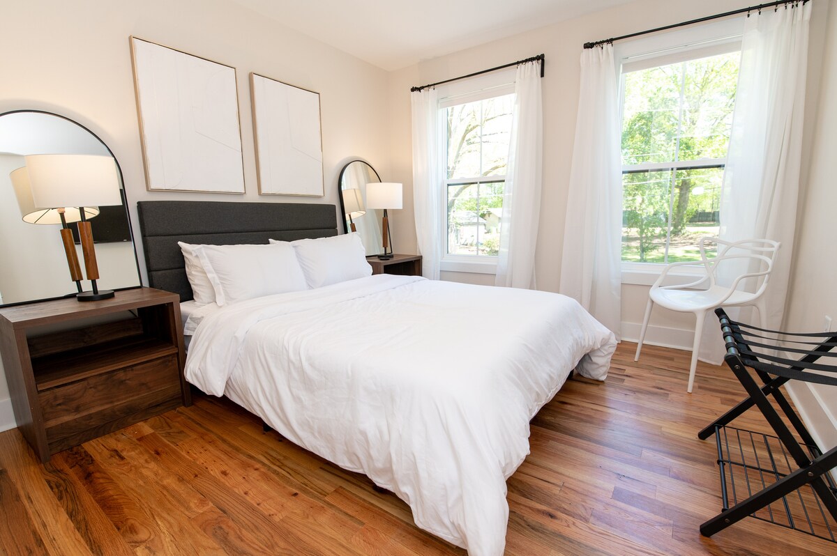 Dormitorio #2 - Cama tamaño queen