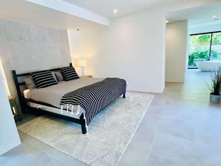 Главна спалня/апартамент с баня