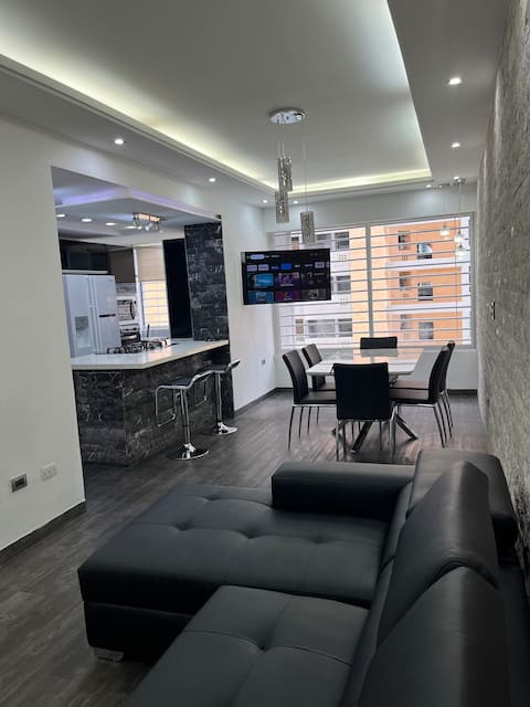 Monte, Modern Apartment with Pool