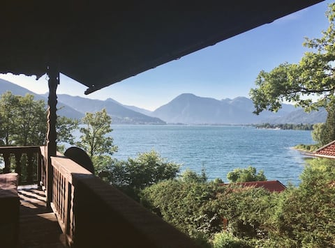 Bright apartment with unique Tegernsee view