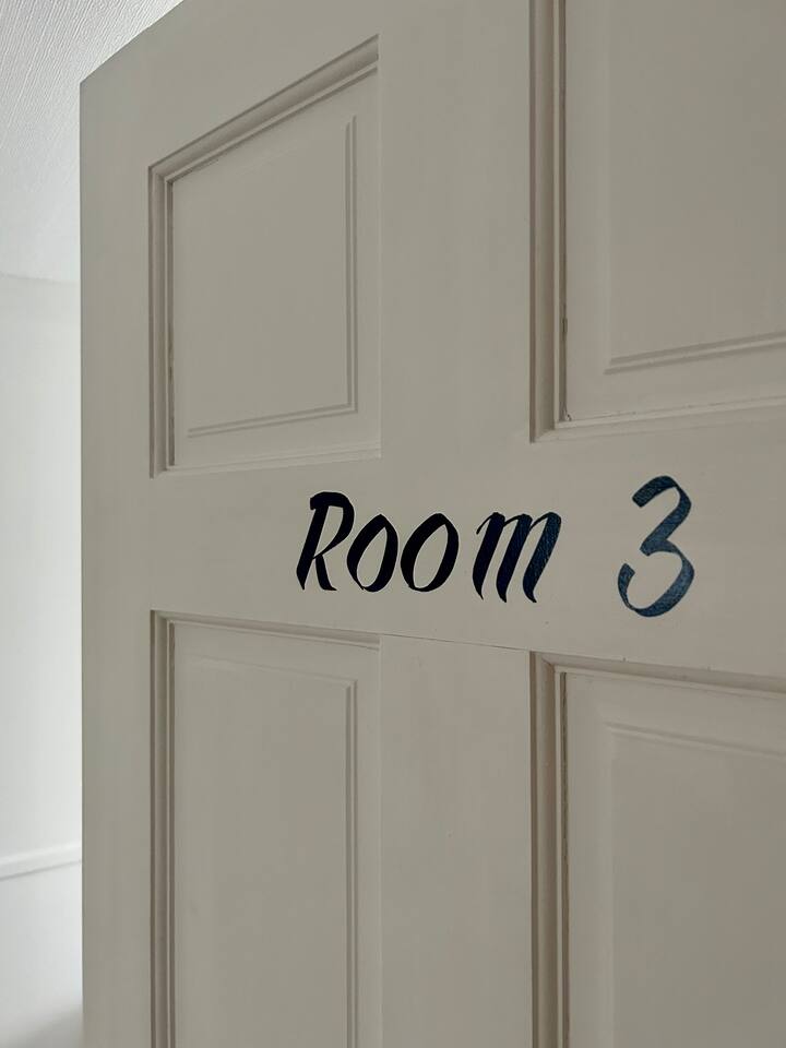 North Haven Inn ROOM 3, ensuite bath Houses for Rent in North Haven