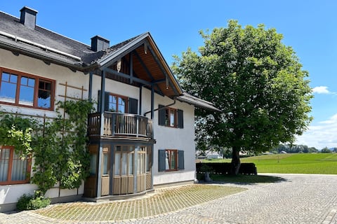 Fantastic 160 m² Apartment (near Attersee)