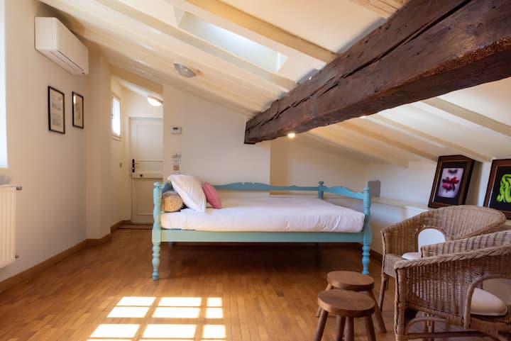 Sehemu ya chumba cha kulala