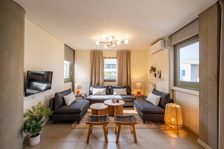 Award-winning Yellow-spot gallery image 5