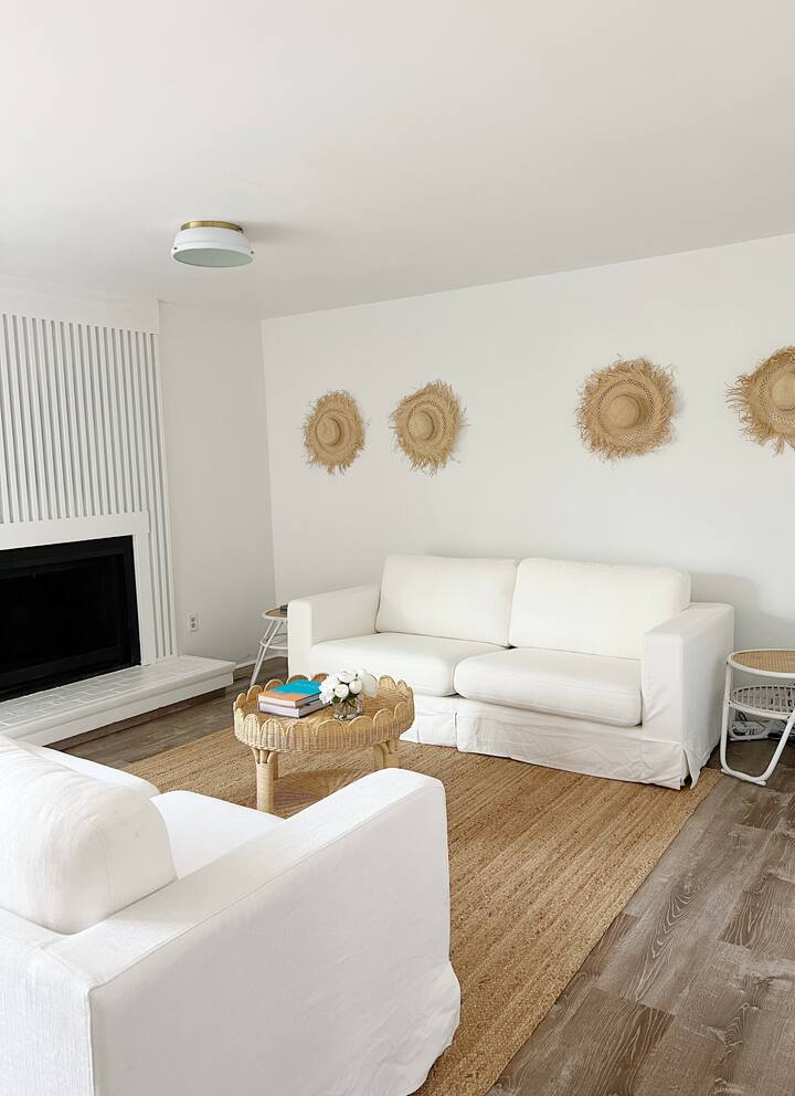 Fika Cottage Houses for Rent in Delaware, United States