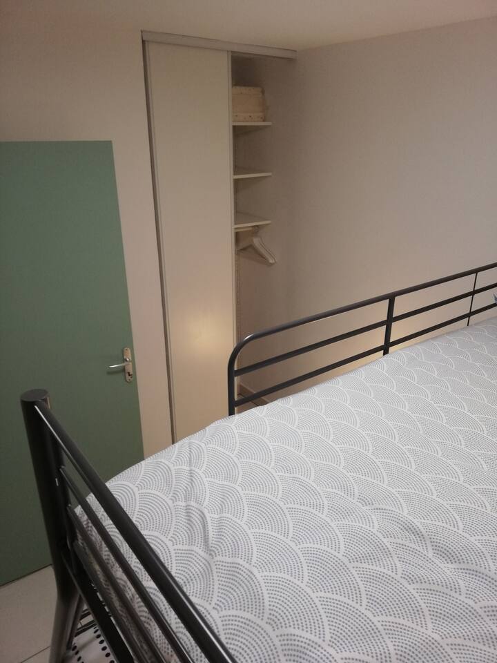 килер/гардероб във всяка стая